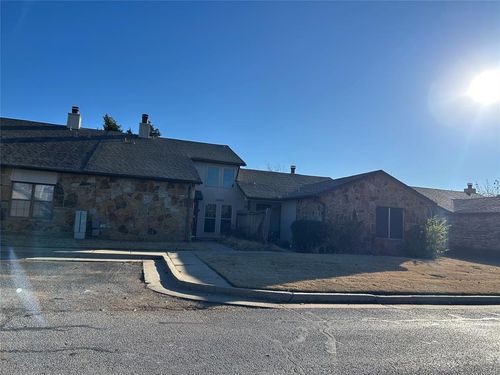 14002 Crossing Way East Way, Edmond, OK, 73013 | Card Image