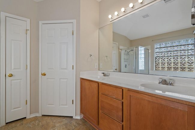 Primary bathroom | Image 22