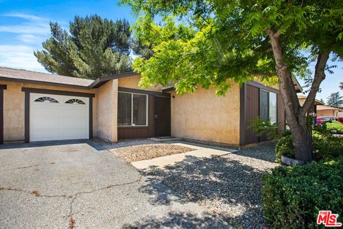 5464 Evelyn Dr, Banning, CA, 92220-3219 | Card Image