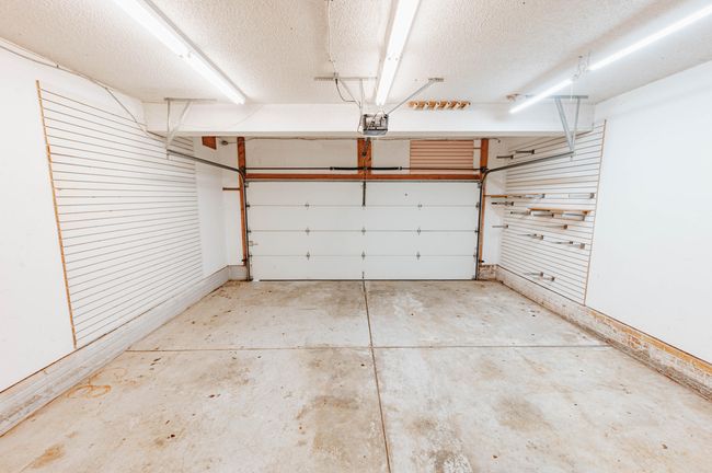 Garage | Image 12