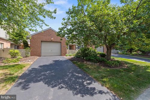 89 Cambridge Dr, HERSHEY, PA, 17033-2180 | Card Image