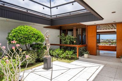 3869 Pokapahu Place, House other with 5 bedrooms, 5 bathrooms and 3 parking in Honolulu HI | Image 2