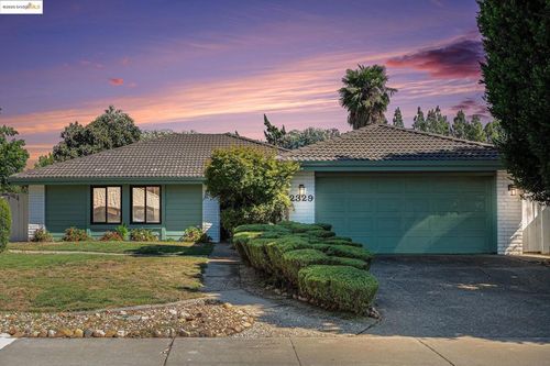 2329 Lido Cir, Stockton, CA, 95207-6019 | Card Image