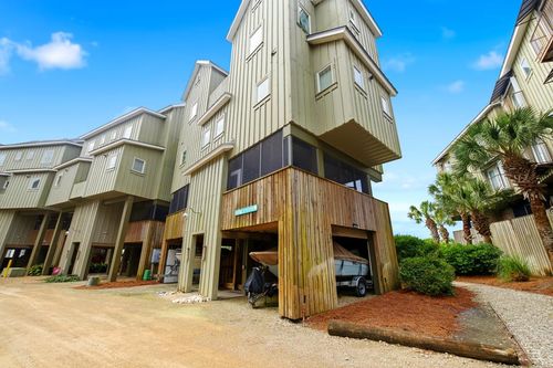 312 Pirates Landing Dr, Carrabelle, FL, 32322 | Card Image