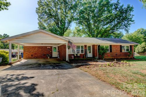 113 Delview Dr, Cherryville, NC, 28021-2226 | Card Image