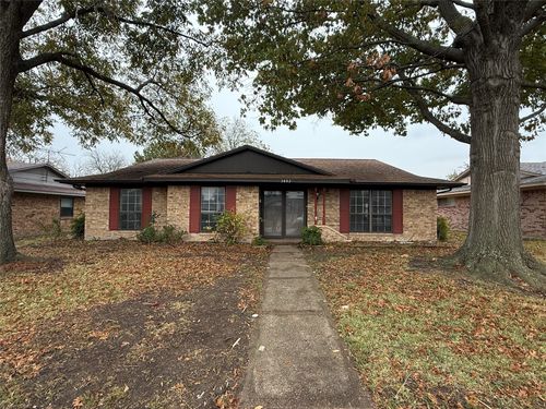 3402 Blueridge Ln, Garland, TX, 75042-4866 | Card Image