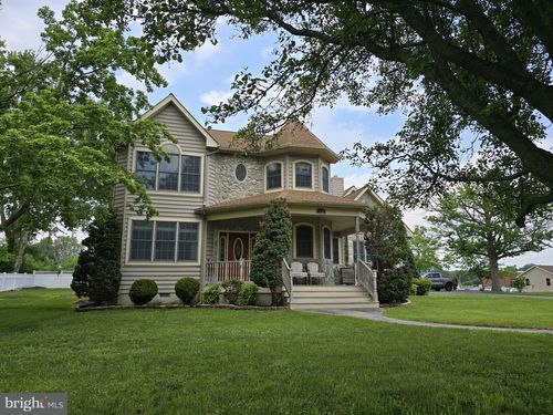 13 Front St, WYOMING, DE, 19934-1121 | Card Image