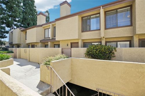 408-849 E Victoria St, Carson, CA, 90746-1805 | Card Image