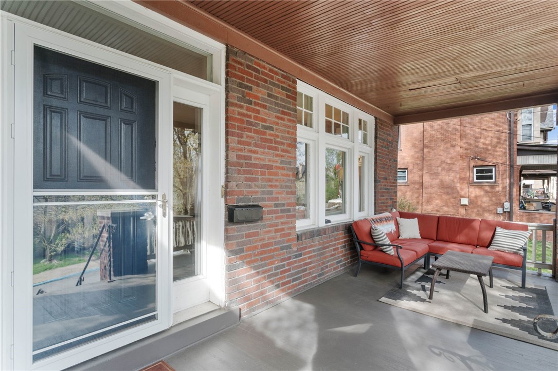Residential in Dormont 2