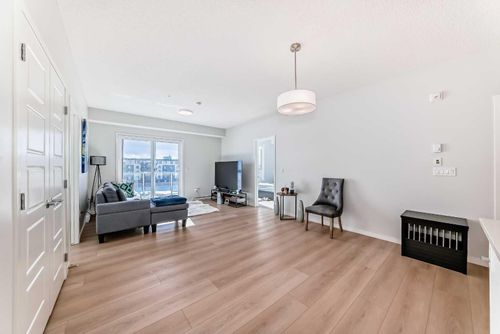 4414-550 Belmont St Sw, Calgary, AB, T2X5Y9 | Card Image