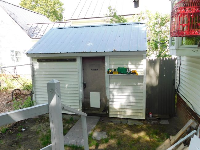 8 Center St, House other with 3 bedrooms, 2 bathrooms and null parking in Springfield VT | Image 5