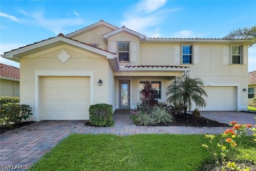 2262 Vermont Ln, NAPLES, FL, 34120-4564 | Card Image