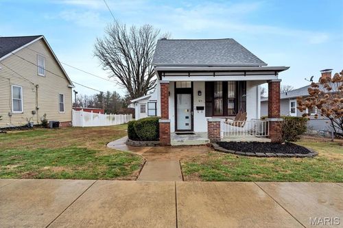 724 Union Ave, Belleville, IL, 62220-2345 | Card Image