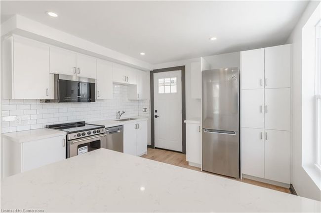 32 Britannia Ave, House other with 4 bedrooms, 3 bathrooms and 2 parking in Hamilton ON | Image 7