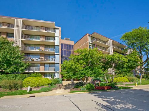 606-2 S Atrium Way, Elmhurst, IL, 60126-5278 | Card Image