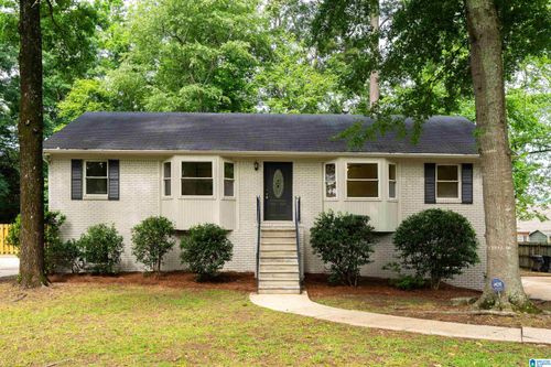 4038 Ida Ln, Vestavia, AL, 35243-5113 | Card Image