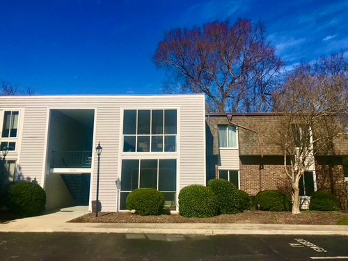 d9-325 Laurens St Sw, Aiken, SC, 29801-4889 | Card Image