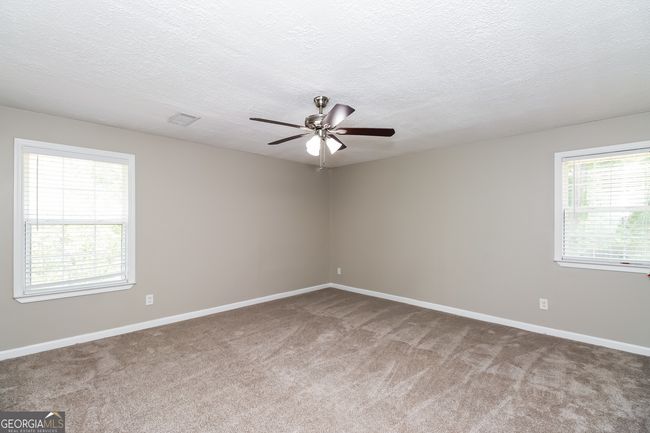2430 Freeman Rd, House other with 3 bedrooms, 2 bathrooms and null parking in JONESBORO GA | Image 4