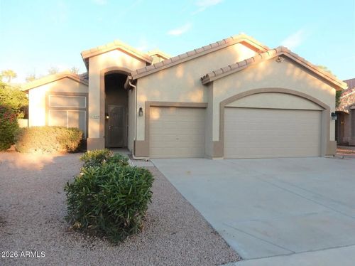 1869 S Saddle St, Gilbert, AZ, 85233-8829 | Card Image