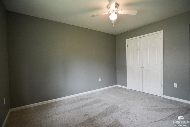 1305 Newfoundland Dr, Condo with 3 bedrooms, 2 bathrooms and null parking in Manhattan KS | Image 10
