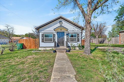 124 W Travis St, Dublin, TX, 76446-1430 | Card Image