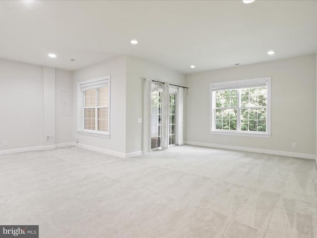25486 Hopton House Ter, Townhouse with 3 bedrooms, 4 bathrooms and null parking in CHANTILLY VA | Image 14