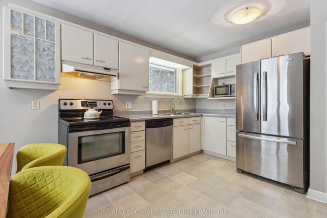 211 Trowbridge Ave, House other with 4 bedrooms, 2 bathrooms and 4 parking in London ON | Image 16
