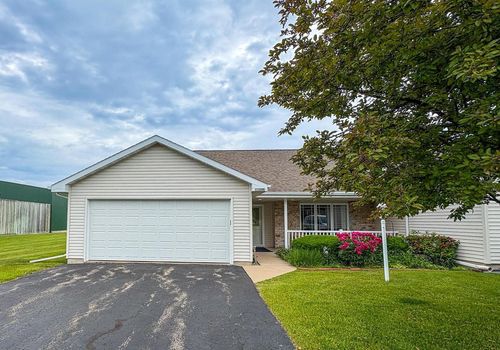 e-2360 Patriot Lane, OSHKOSH, WI, 54904 | Card Image