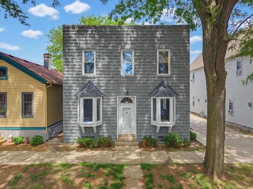 2436 S Wentworth Avenue, Milwaukee, WI, 53207 | Card Image