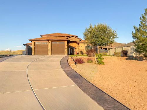 900 Kami Cir, Grand Junction, CO, 81506-4423 | Card Image