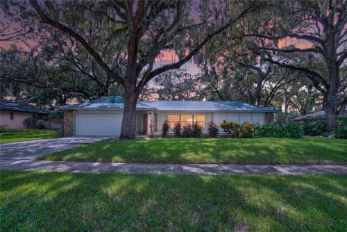 3038 Wister Cir, Valrico, FL, 33596-5639 | Card Image