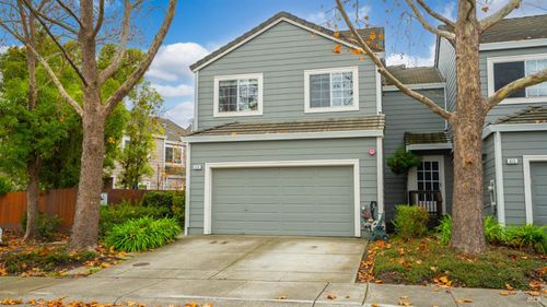 813 Chardonnay Cir, Petaluma, CA, 94954-7408 | Card Image