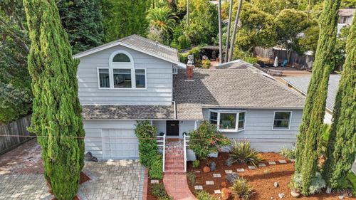 1 Hilldale Dr, San Anselmo, CA, 94960-2317 | Card Image