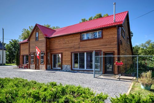 {{alt}} | Card Image