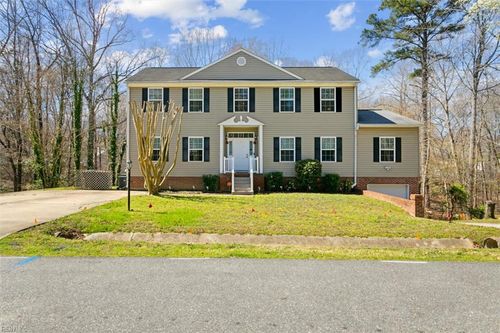 123 Pebble Beach Ln, WILLIAMSBURG, VA, 23185-5958 | Card Image