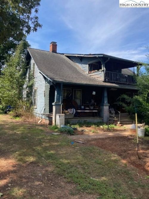 5121 Boone Trl, Millers Creek, NC, 28651-8475 | Card Image
