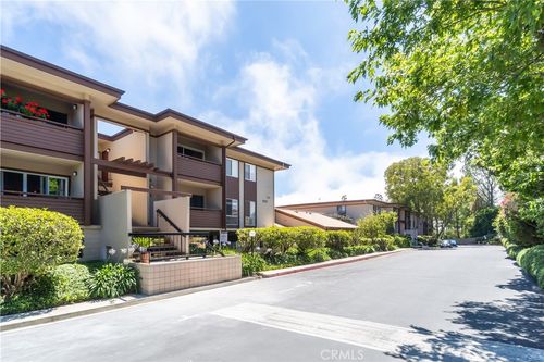 i-5927 Armaga Spring Rd, Rancho Palos Verdes, CA, 90275-4801 | Card Image