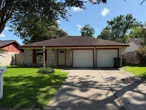 4814 Hannas Reef Dr, Bacliff, TX, 77518-2415 | Card Image