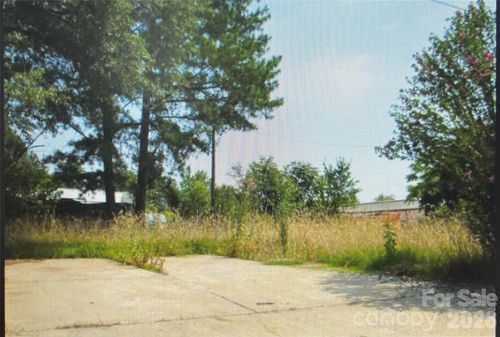 930 Glenview Avenue, Gastonia, NC, 28054 | Card Image