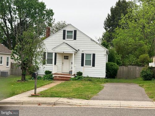 113 S 2nd Ave S, GLEN BURNIE, MD, 21061-2619 | Card Image