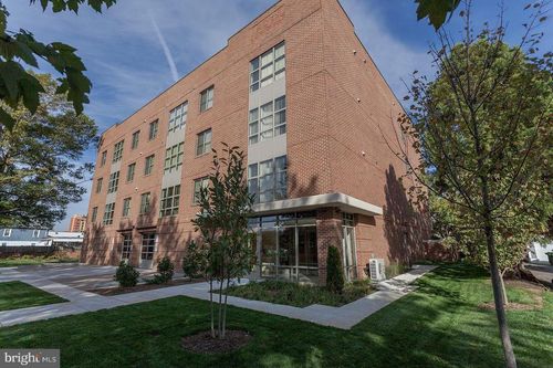 204-905 N Jackson St, Arlington, VA, 22201-2252 | Card Image