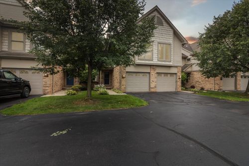 27818 Reo Road, Grosse Ile, MI, 48138 | Card Image