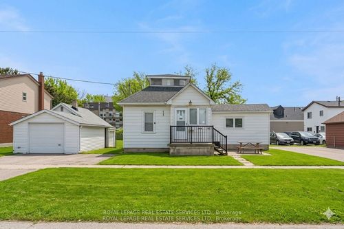 2386 Sovereign St, Oakville, ON, L6L1L8 | Card Image