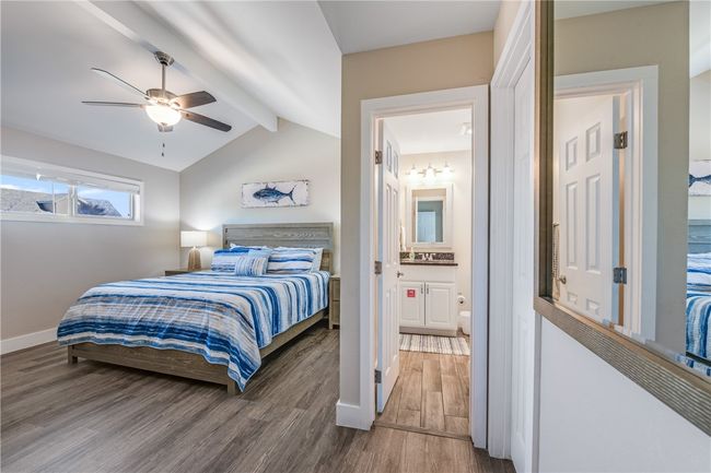 UNIT-1007 - 715 Beach Access Road 1 A, Condo with 2 bedrooms, 2 bathrooms and null parking in Port Aransas TX | Image 15