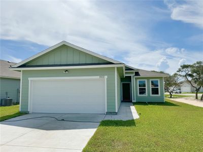 1901 Shellbank, House other with 4 bedrooms, 2 bathrooms and null parking in Aransas Pass TX | Image 1