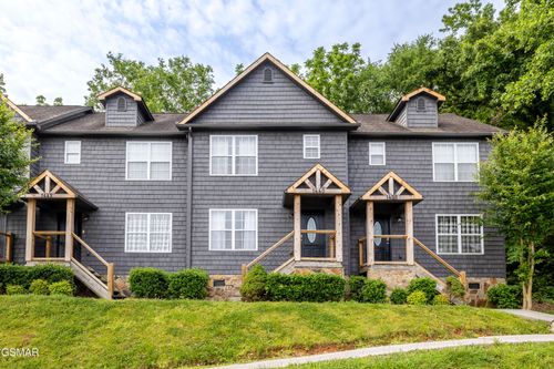 1440 William Holt Blvd, Sevierville, TN, 37862-6308 | Card Image