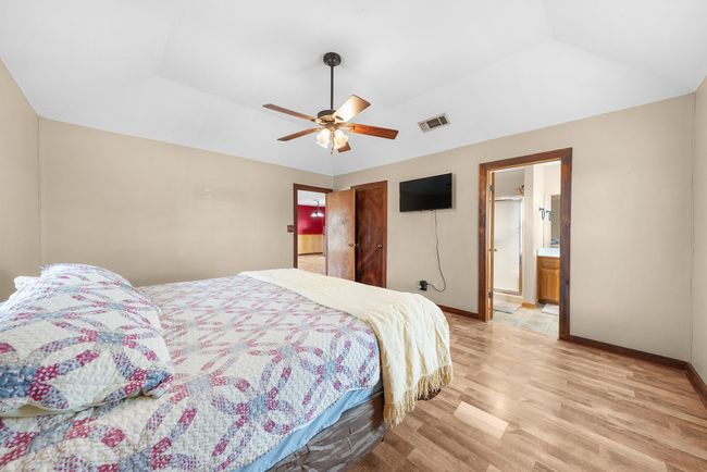 200 County Road 3635, House other with 3 bedrooms, 2 bathrooms and null parking in Dike TX | Image 18