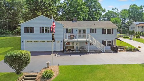 34 Macarthur Dr, Millbury, MA, 01527-3547 | Card Image