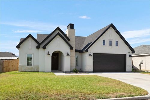 205 Brooks Cir N, La Feria, TX, 78559-2104 | Card Image