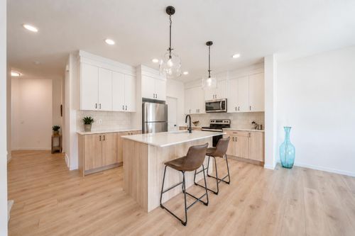 115 Fireside St, Cochrane, AB, T4C3J2 | Card Image